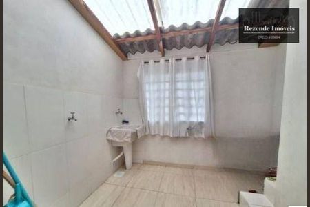 5_photo/94dce2be67.9d68bac58cf1bd21-ATLAS-3d46af81-e8c4-455c-a2f4-6973bca59248.jpg de casa à venda com 3 quartos, 155m² em Cidade Industrial de Curitiba, Curitiba