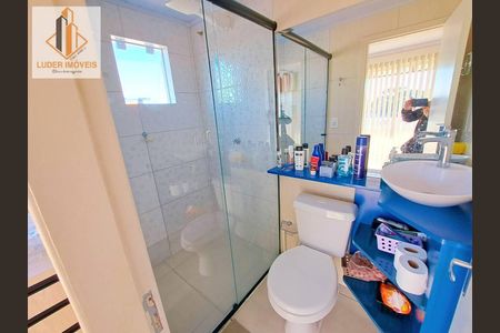 27_photo/94dce2bf29.27a900e001c278db-ATLAS-5946c9cb-5d11-45fc-bc1f-caebfb4c049e.jpg de casa à venda com 3 quartos, 180m² em Cidade Industrial de Curitiba, Curitiba