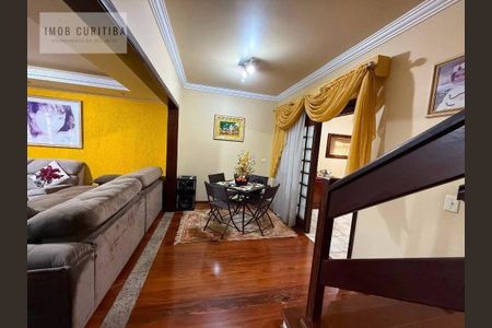 4_photo/94dce2bfb9.17e1319bee992368-ATLAS-1d3bf2b9-56e0-4e98-8030-d04d4336fbc1.jpg de casa à venda com 3 quartos, 190m² em Cidade Industrial de Curitiba, Curitiba