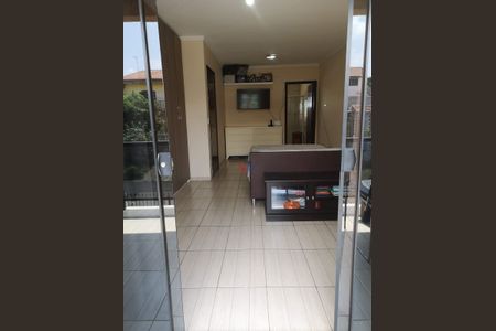 4_photo/94dce2bfc7.0bf895571deddd4a-ATLAS-8df8563b-1ec4-43c8-878f-49e857a90393.jpg de casa à venda com 3 quartos, 210m² em Cidade Industrial de Curitiba, Curitiba