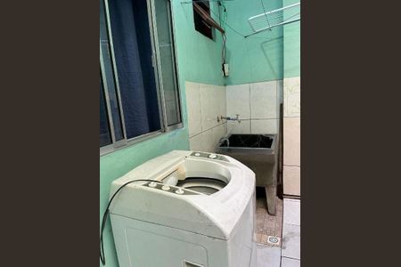 5_photo/94dce2c589.aae1f0bcaac34f4b-ATLAS-fb6c5a75-5c8a-40f8-9447-75e818540880.jpg de casa à venda com 5 quartos, 160m² em Cidade Industrial de Curitiba, Curitiba