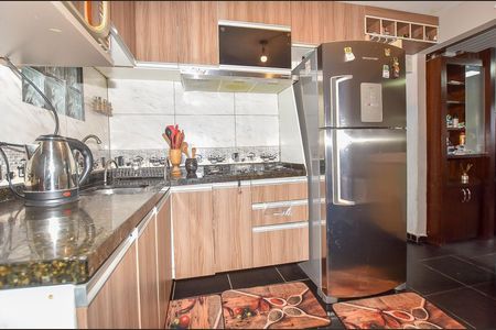 3_photo/94dce2c72f.8f8d50af5cfbf604-ATLAS-d0e095dd-b38f-4eae-ba99-56e624dbcf2b.jpg de casa à venda com 2 quartos, 40m² em Cidade Industrial de Curitiba, Curitiba