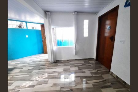 10_photo/94dce2c79f.4cea1a0b3f6bbd2f-ATLAS-4dafec91-7a06-42ce-853a-15c3ca23362c.jpg de casa à venda com 6 quartos, 180m² em Cidade Industrial de Curitiba, Curitiba