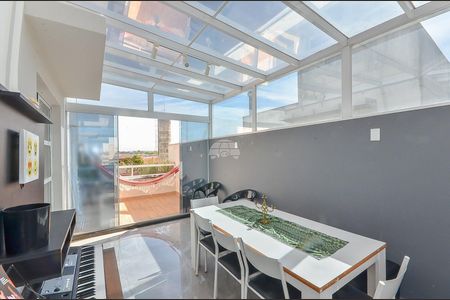 12_photo/94dce2cd81.47bc2b5dca34412d-ATLAS-b186f188-fe68-47e4-86ad-debd9f518b49.jpg de casa à venda com 3 quartos, 155m² em Cidade Industrial de Curitiba, Curitiba