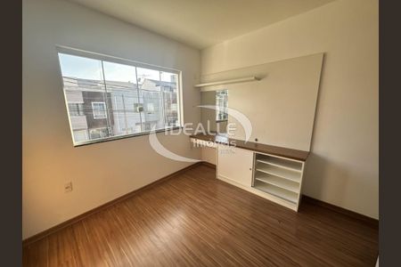 13_photo/94dce2cd81.f2bfaed4af7a5e8b-ATLAS-b73449e7-83b2-46db-8dac-c2d1a47a3ef9.jpg de casa para alugar com 3 quartos, 128m² em Cidade Industrial de Curitiba, Curitiba