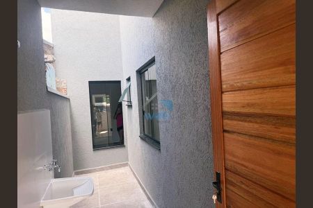 6_photo/94dce2d587.755d04657d458f82-ATLAS-5910a31f-9074-407f-9457-4e7664320c5d.jpg de casa à venda com 2 quartos, 46m² em Cidade Industrial de Curitiba, Curitiba