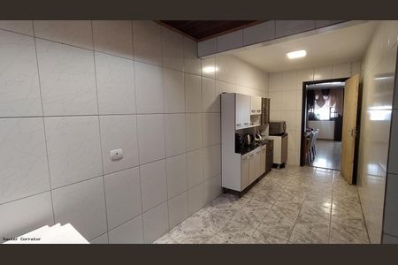 8_photo/94dce2df93.70d34e1d457a0501-ATLAS-751bca29-8a7c-40ff-a957-98e7d27d6ae1.jpg de casa de condomínio à venda com 3 quartos, 159m² em Fazendinha, Curitiba