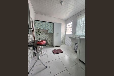 3_photo/94dce2dff9.2008f600ea595daf-ATLAS-8aa96e56-0aec-49fd-a79c-aa8831a81360.jpg de casa à venda com 3 quartos, 80m² em Fazendinha, Curitiba