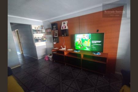 7_photo/94dce2e0b1.0b41dd9f8e6ad8d9-ATLAS-0387013d-30a8-4afa-baf3-3a32fc94366a.jpg de casa à venda com 3 quartos, 78m² em Fazendinha, Curitiba