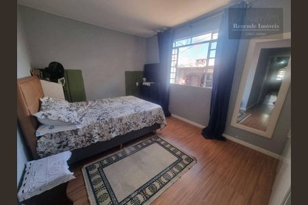 13_photo/94dce2e0b1.0b41dd9f8e6ad8d9-ATLAS-1da954f5-80b8-48f4-af09-d301bb4ce287.jpg de casa à venda com 3 quartos, 78m² em Fazendinha, Curitiba