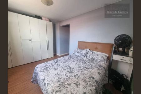 14_photo/94dce2e0b1.0b41dd9f8e6ad8d9-ATLAS-7b0960c8-3727-41b0-934e-82ef214a2418.jpg de casa à venda com 3 quartos, 78m² em Fazendinha, Curitiba