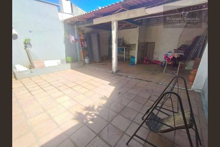 21_photo/94dce2e0b1.0b41dd9f8e6ad8d9-ATLAS-8466c884-3bf8-4560-ae2f-19bf4008ce58.jpg de casa à venda com 3 quartos, 78m² em Fazendinha, Curitiba