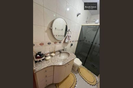 8_photo/94dce2e0d7.abcee04bcd3130c3-ATLAS-24e81384-d708-471b-8bac-0d4eb4b461a8.jpg de casa à venda com 6 quartos, 368m² em Fazendinha, Curitiba