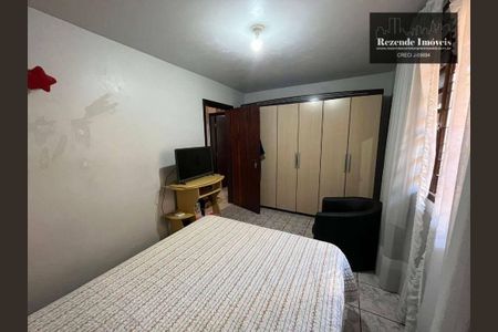 1_photo/94dce2e0d7.abcee04bcd3130c3-ATLAS-43f147b0-1ab7-4c08-9c94-15bd598252ce.jpg de casa à venda com 6 quartos, 368m² em Fazendinha, Curitiba