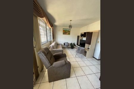 4_photo/94dce2e0d7.ae537c11cfa6cc3a-ATLAS-36f39b35-0804-46ea-8124-a24981aaba71.jpg de casa à venda com 6 quartos, 368m² em Fazendinha, Curitiba