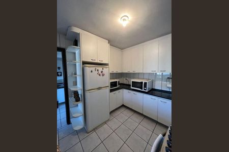 5_photo/94dce2e0d7.ae537c11cfa6cc3a-ATLAS-9368f78b-80dc-4057-8c37-082d7230f2c6.jpg de casa à venda com 6 quartos, 368m² em Fazendinha, Curitiba