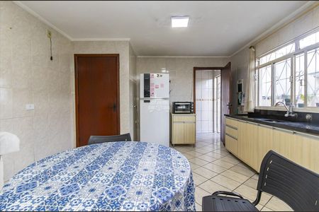 25_photo/94dce2e0db.8b4db5c1147b497c-ATLAS-2804f589-1554-4855-b7d6-81526acd06aa.jpg de casa à venda com 3 quartos, 202m² em Fazendinha, Curitiba