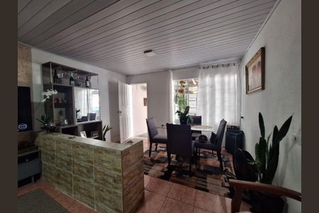 10_photo/94dce2e149.70d42bc12121e670-ATLAS-894bd7b7-9247-49ec-b228-e229bde94ffc.jpg de casa à venda com 4 quartos, 200m² em Fazendinha, Curitiba