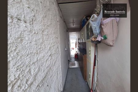 1_photo/94dce2e149.f474334e44687518-ATLAS-317e6e83-4d1a-400a-b71b-4417d1edd9c6.jpg de casa à venda com 4 quartos, 200m² em Fazendinha, Curitiba