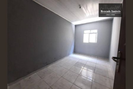 3_photo/94dce2e149.f474334e44687518-ATLAS-e1b851f6-aad0-422d-a8bf-7034e189388f.jpg de casa à venda com 4 quartos, 200m² em Fazendinha, Curitiba