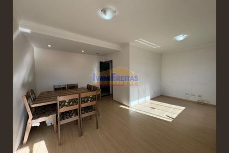 3_photo/94dce2e15b.90a5895c40e492b4-ATLAS-840e6bca-8a3b-4faa-86f1-a84a34af9716.jpg de casa para alugar com 3 quartos, 121m² em Fazendinha, Curitiba