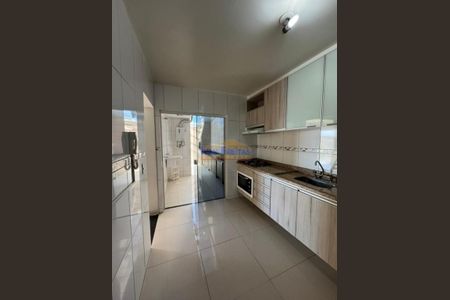 7_photo/94dce2e15b.90a5895c40e492b4-ATLAS-ac03c3b7-8e72-4a04-a886-b7f426d20404.jpg de casa para alugar com 3 quartos, 121m² em Fazendinha, Curitiba