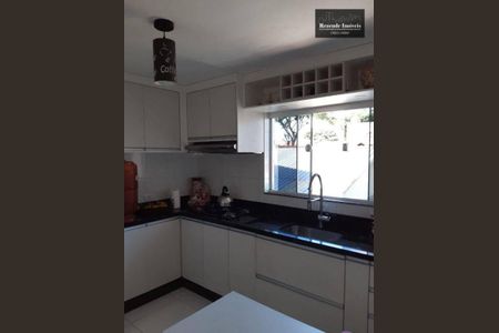 4_photo/94dce2e16b.3e48d1dcbe2361c1-ATLAS-3e28ec28-dedb-49a8-848f-b0170a444d1d.jpg de casa à venda com 3 quartos, 150m² em Fazendinha, Curitiba