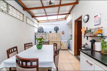 10_photo/94dce2e2f5.831e71ea232a0959-ATLAS-89e8ade5-cff8-4f7e-a5b3-ad03701d5864.jpg de casa à venda com 3 quartos, 147m² em Fazendinha, Curitiba