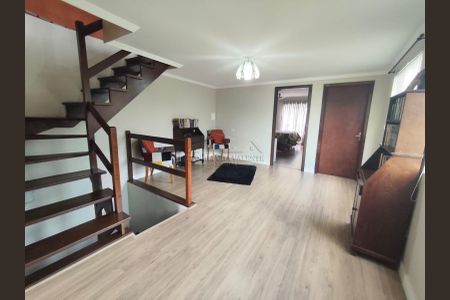 7_photo/94dce2e2f9.20b1407c08fdccdc-ATLAS-4929de6b-b6f4-48a4-9cf8-8e8b86ea22f7.jpg de casa à venda com 3 quartos, 180m² em Fazendinha, Curitiba