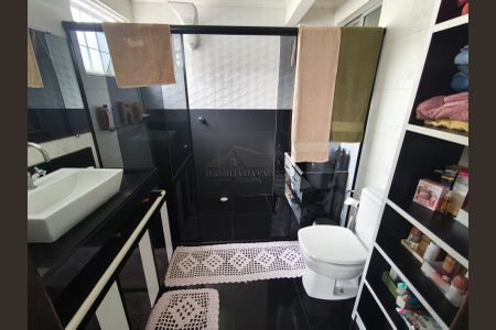 11_photo/94dce2e2f9.20b1407c08fdccdc-ATLAS-6e376bcc-6388-4313-aab6-fed96e6bcce1.jpg de casa à venda com 3 quartos, 180m² em Fazendinha, Curitiba