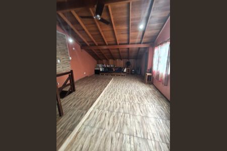 13_photo/94dce2e2f9.20b1407c08fdccdc-ATLAS-ead4e382-47b0-4bc2-9323-7078cc677dce.jpg de casa à venda com 3 quartos, 180m² em Fazendinha, Curitiba