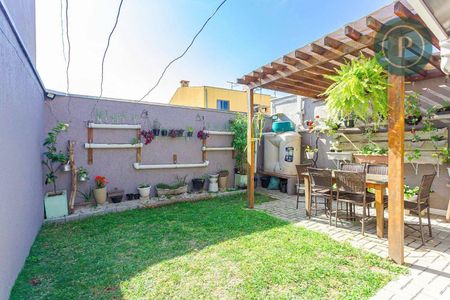 3_photo/94dce2e2f9.ec64b175066f932e-ATLAS-e0902e45-d2bc-40c9-aba0-e0a522e01f20.jpg de casa à venda com 3 quartos, 180m² em Fazendinha, Curitiba