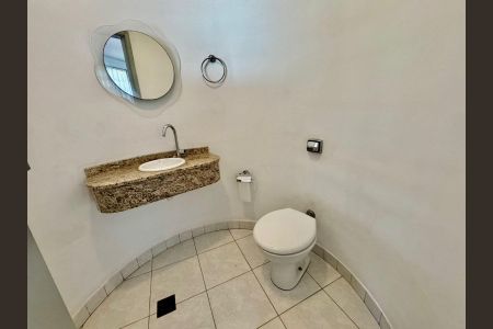 14_photo/94dce2e3cf.9f389e5fbe0155e0-ATLAS-21c93f42-33a7-4035-9b86-2c720fd33ff0.jpg de casa à venda com 4 quartos, 197m² em Fazendinha, Curitiba