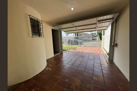 7_photo/94dce2e3cf.9f389e5fbe0155e0-ATLAS-ce159ad8-a719-469d-93f9-5f86ba90e8c9.jpg de casa à venda com 4 quartos, 197m² em Fazendinha, Curitiba