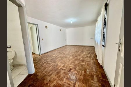 13_photo/94dce2e3cf.9f389e5fbe0155e0-ATLAS-ce1cb438-161b-41bc-ab16-26f729b2d9aa.jpg de casa à venda com 4 quartos, 197m² em Fazendinha, Curitiba