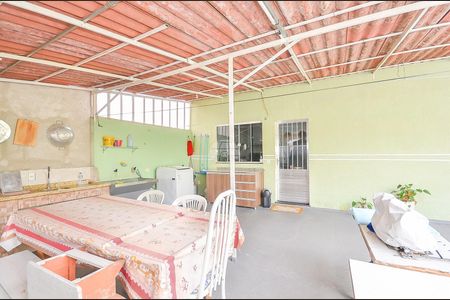 20_photo/94dce2e3e3.9c5959cca0926d06-ATLAS-dc1ef989-bb45-4ab5-a43d-6d3c51dd9e79.jpg de casa à venda com 3 quartos, 160m² em Fazendinha, Curitiba