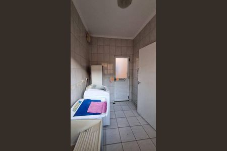 9_photo/94dce2e471.cbbfd4a03055828f-ATLAS-1f3eabd6-b422-4393-946c-c961c61f4e2c.jpg de casa à venda com 4 quartos, 359m² em Fazendinha, Curitiba