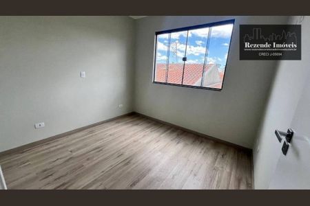 5_photo/94dce2e595.113f274f3247e0c4-ATLAS-0f595d84-e972-4aea-a1c3-b3b82b4ebc95.jpg de casa à venda com 3 quartos, 125m² em Fazendinha, Curitiba