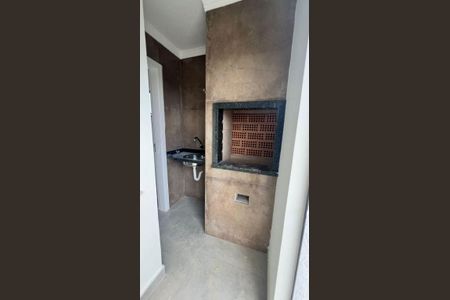 22_photo/94dce2e595.9f73e101bd22bb98-ATLAS-d3c555e7-e083-432a-9f75-38659942d703.jpg de casa à venda com 3 quartos, 125m² em Fazendinha, Curitiba