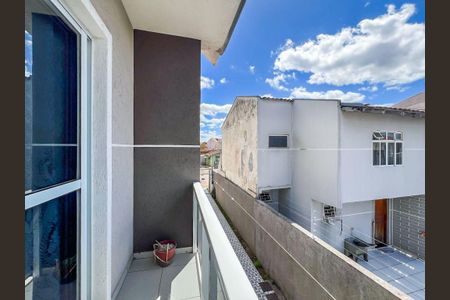 9_photo/94dce2e5a3.df2406aa61ba3211-ATLAS-718c63c8-e167-4ba5-b194-51266bd3df2a.jpg de casa à venda com 3 quartos, 129m² em Fazendinha, Curitiba