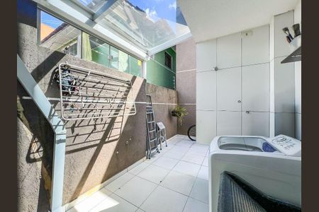 11_photo/94dce2e5a3.df2406aa61ba3211-ATLAS-7210cb2d-9e09-4d97-b76b-cc005a5ddbee.jpg de casa à venda com 3 quartos, 129m² em Fazendinha, Curitiba