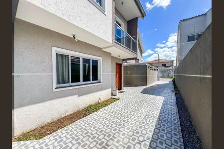 1_photo/94dce2e5a3.df2406aa61ba3211-ATLAS-74795f89-40dd-41b8-b149-01c37f3b726e.jpg de casa à venda com 3 quartos, 129m² em Fazendinha, Curitiba