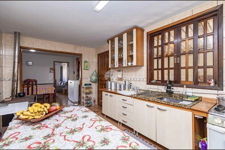3_photo/94dce2e5dd.a095ebe9a9b9d05b-ATLAS-01d04e6e-f220-443f-8e09-ae31aeaeac79.jpg de casa à venda com 4 quartos, 151m² em Fazendinha, Curitiba