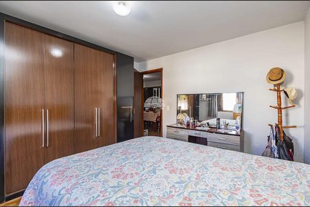 2_photo/94dce2e5dd.a095ebe9a9b9d05b-ATLAS-088e739e-0452-4327-9e19-4ed93ee6a198.jpg de casa à venda com 4 quartos, 151m² em Fazendinha, Curitiba