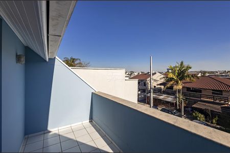 7_photo/94dce2e60d.2832257cbb3df2c4-ATLAS-0a4c2597-5c7e-44c0-8af0-2a1c9316f90f.jpg de casa à venda com 3 quartos, 228m² em Fazendinha, Curitiba