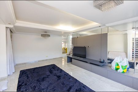 5_photo/94dce2e60d.2832257cbb3df2c4-ATLAS-1d2d1855-1edf-497a-8c8e-10eccdf92ba7.jpg de casa à venda com 3 quartos, 228m² em Fazendinha, Curitiba