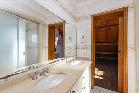 3_photo/94dce2e60d.2832257cbb3df2c4-ATLAS-9b944d53-75b1-4896-934b-a9f06cc4d299.jpg de casa à venda com 3 quartos, 228m² em Fazendinha, Curitiba