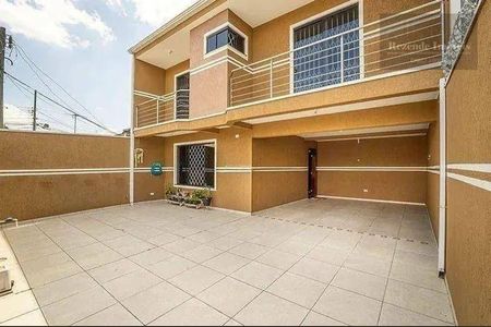 7_photo/94dce2e629.2bc89c6a1bb3bf41-ATLAS-68283841-e936-4dc8-a274-bd1bfa647671.jpg de casa à venda com 3 quartos, 178m² em Fazendinha, Curitiba