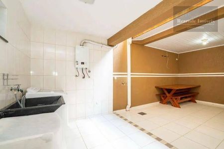 5_photo/94dce2e629.2bc89c6a1bb3bf41-ATLAS-88b8ab1f-b2b3-4af2-ae93-d6d346be8647.jpg de casa à venda com 3 quartos, 178m² em Fazendinha, Curitiba