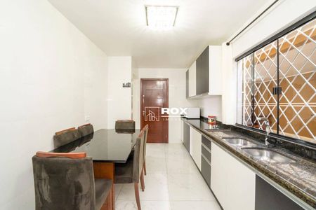 8_photo/94dce2e629.b2a80c3de4845e72-ATLAS-94ce20e5-d20c-4b4d-af28-8efea5c11838.jpg de casa à venda com 3 quartos, 178m² em Fazendinha, Curitiba